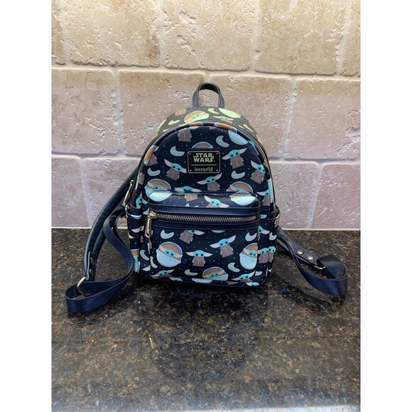 Loungefly Disney Parks Star Wars The Mandalorian Grogu Yoda Backpack Like New - Picture 2 of 12